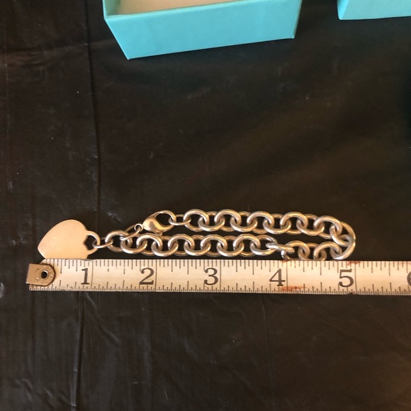 Tiffany & Co sterling heart charm bracelet, box & pouch ready for engraving! - Picture 8 of 10